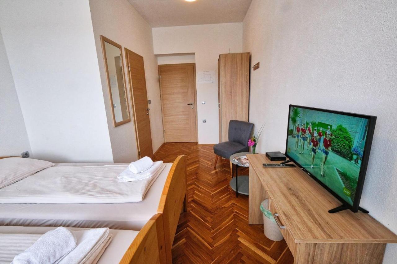Отель Prenocisca Miklavcic Нова-Вас Экстерьер фото